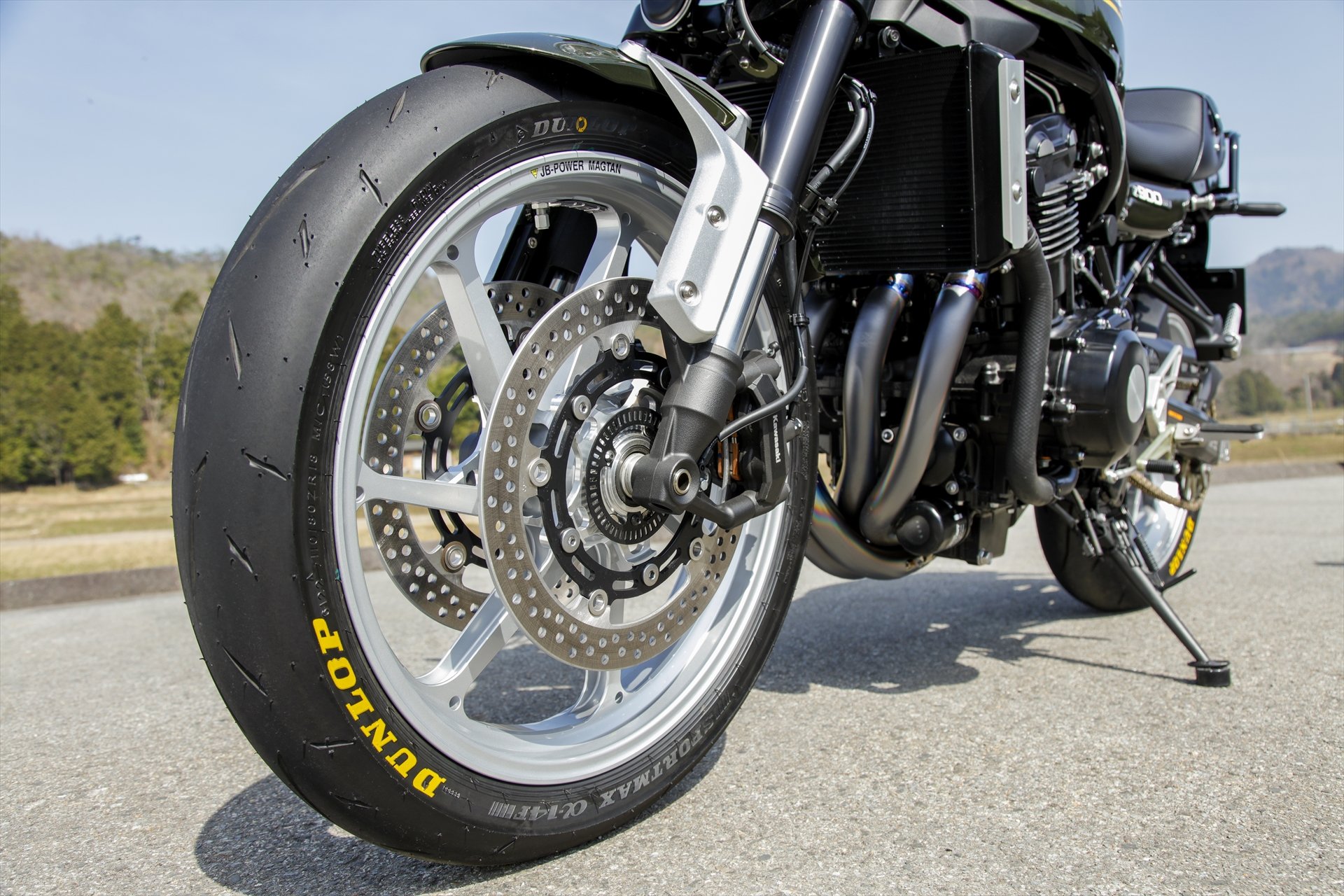 Z900RS_フロントまわり 