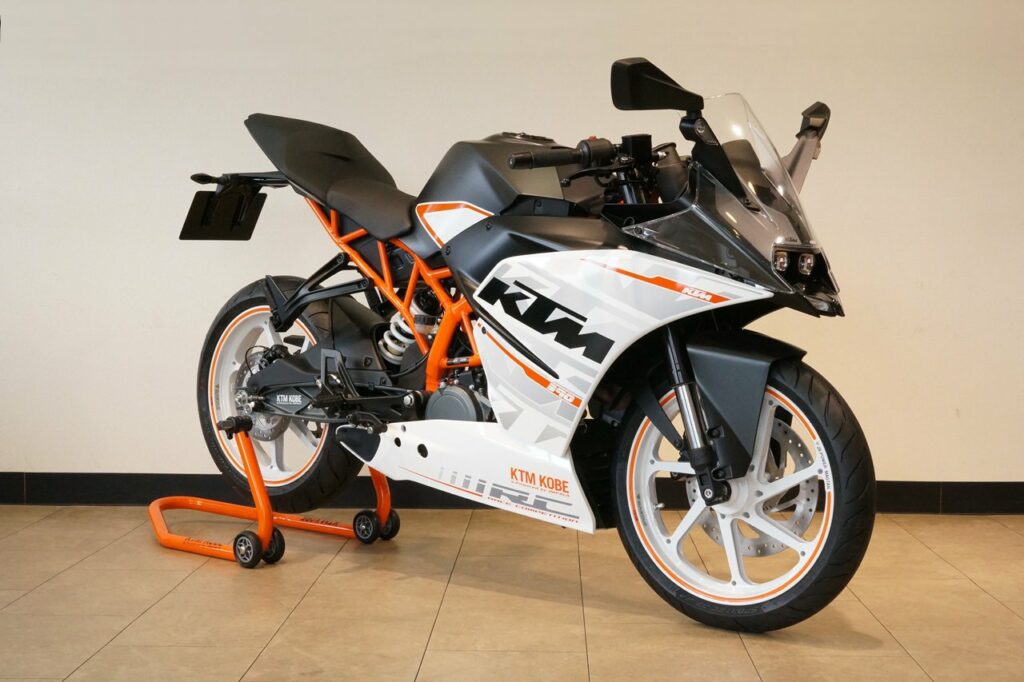 RC390_KTM_神戸_KOBE_1280px Fastest Race Motorcycle Bito R&D